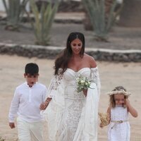 Anabel Pantoja llegando a su boda con sus sobrinos