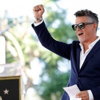 Alejandro Sanz, muy feliz tras recibir su estrella en el Paseo de la Fama de Hollywood