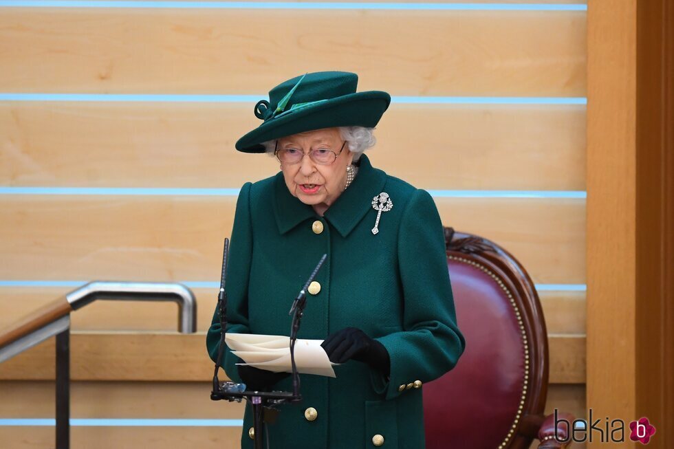 La Reina Isabel da su discurso en la sesión inaugural del Parlamento en Escocia