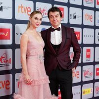 Marta Hazas y Javier Veiga en la alfombra roja de los Premios Platino 2021