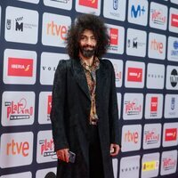 Ara Malikian en la alfombra roja de los Premios Platino 2021