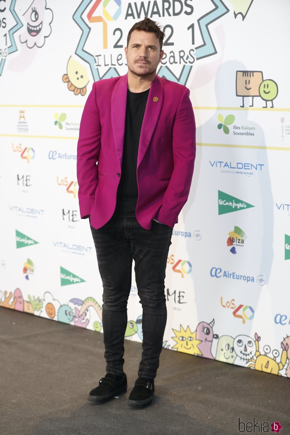 Dani Martín posando en la cena de nominados de Los 40 Music Awards 2021