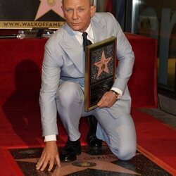 Daniel Craig en la ceremonia de entrega de su estrella en el Paseo de la Fama