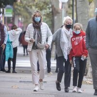 Iñaki Urdangarin con su madre, su hermana Lucia Urdangarin y una sobrina en Vitoria