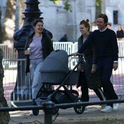 Beatriz de York y Edoardo Mapelli Mozzi en su primer paseo con su hija Sienna