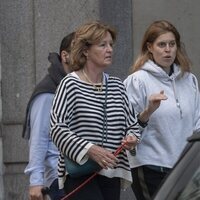 Beatriz de York con su suegra Nikki Williams-Ellis