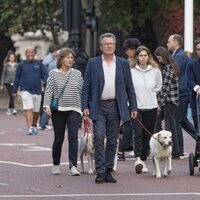 Beatriz de York y Edoardo Mapelli Mozzi con su hija Sienna y David y Nikki Williams-Ellis