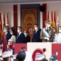 Los Reyes Felipe y Letizia y Pedro Sánchez en el Desfile Militar del Día de la Hispanidad 2021