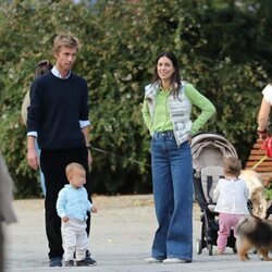 Christian de Hannover y Sassa de Osma con sus hijos Nicolás y Sofía en El Retiro de Madrid