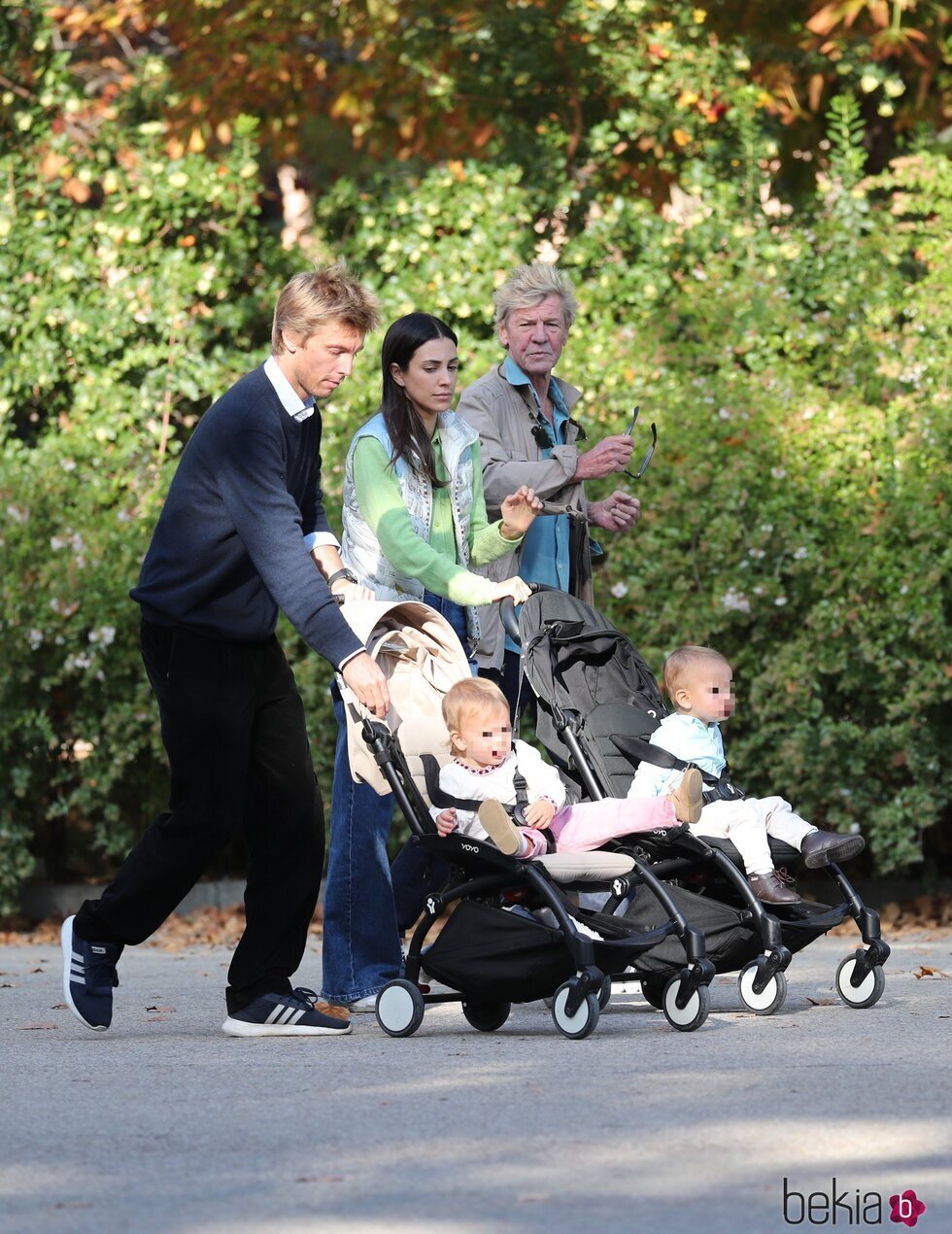 Ernesto de Hannover, Christian de Hannover, Sassa de Osma, Nicolas y Sofia de Hannover en El Retiro de Madrid