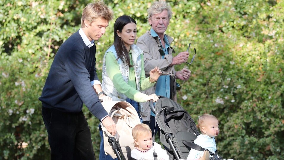 Ernesto de Hannover, Christian de Hannover, Sassa de Osma, Nicolas y Sofia de Hannover en El Retiro de Madrid