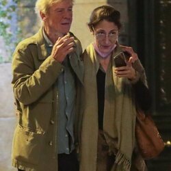 Ernesto de Hannover y Claudia Stilianopoulos durante un paseo nocturno por Madrid