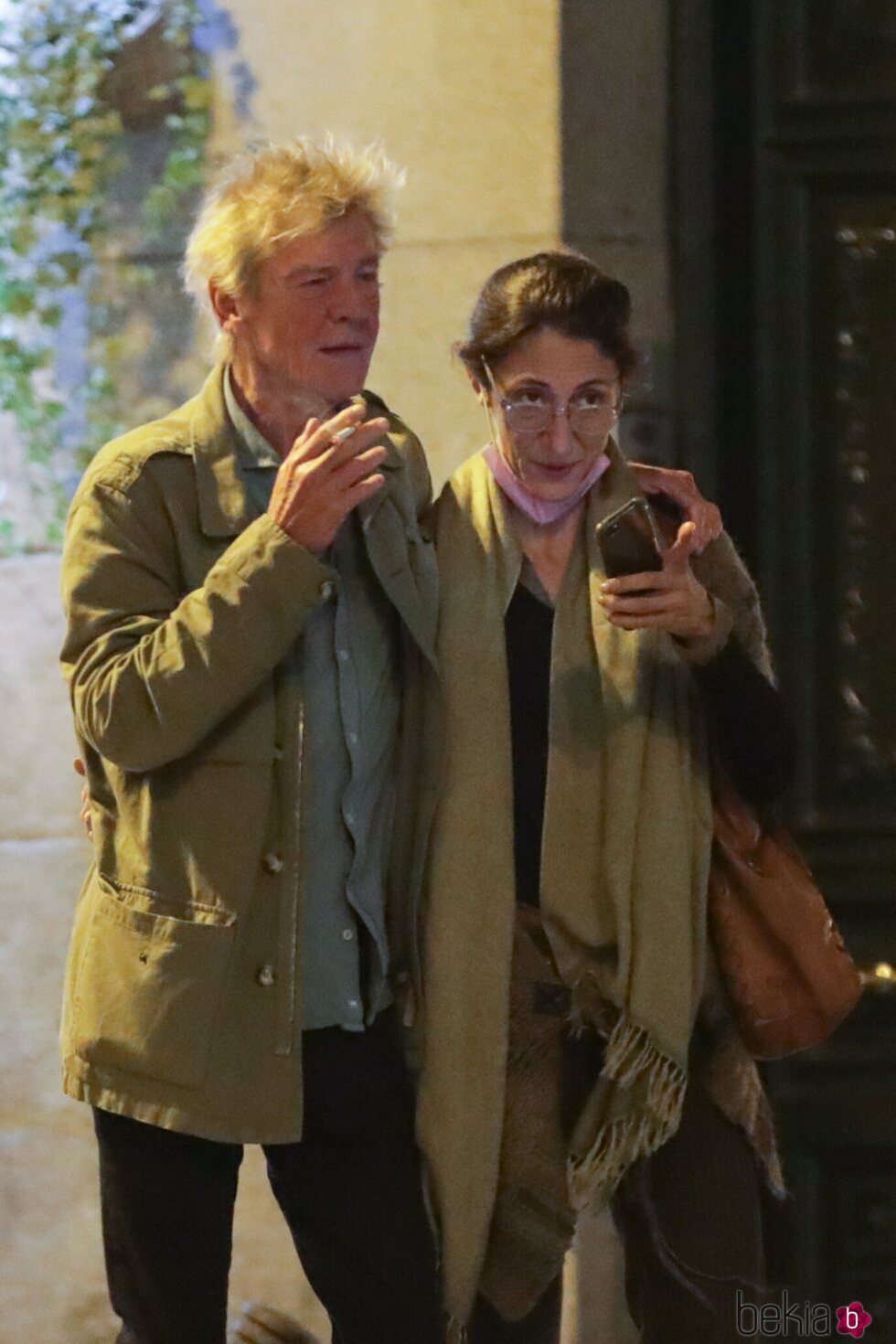 Ernesto de Hannover y Claudia Stilianopoulos durante un paseo nocturno por Madrid