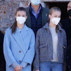 El Rey Felipe con la Princesa Leonor y la Infanta Sofía en Santa María del Puerto, Pueblo Ejemplar 2021