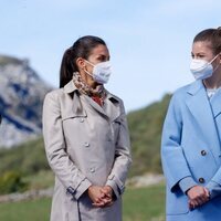 La Reina Letizia y la Infanta Sofía durante la visita a Santa María del Puerto, Pueblo Ejemplar 2021