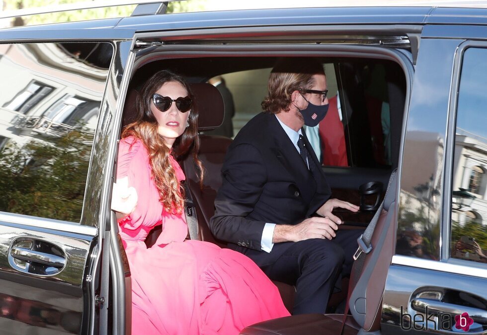 Andrea Casiraghi y Tatiana Santo Domingo en la boda de Felipe de Grecia y Nina Flohr