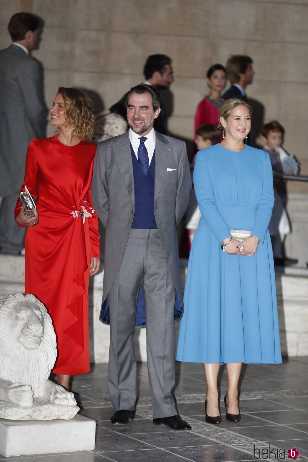 Tatiana de Grecia, Nicolás de Grecia y Theodora de Grecia en la boda de Felipe de Grecia y Nina Flohr