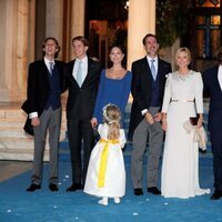 Pablo y Marie Chantal de Grecia con sus hijos Olympia, Constantino, Achileas, Odysseas y Aristides de Grecia en la boda de Felipe de Grecia y Nina Flohr