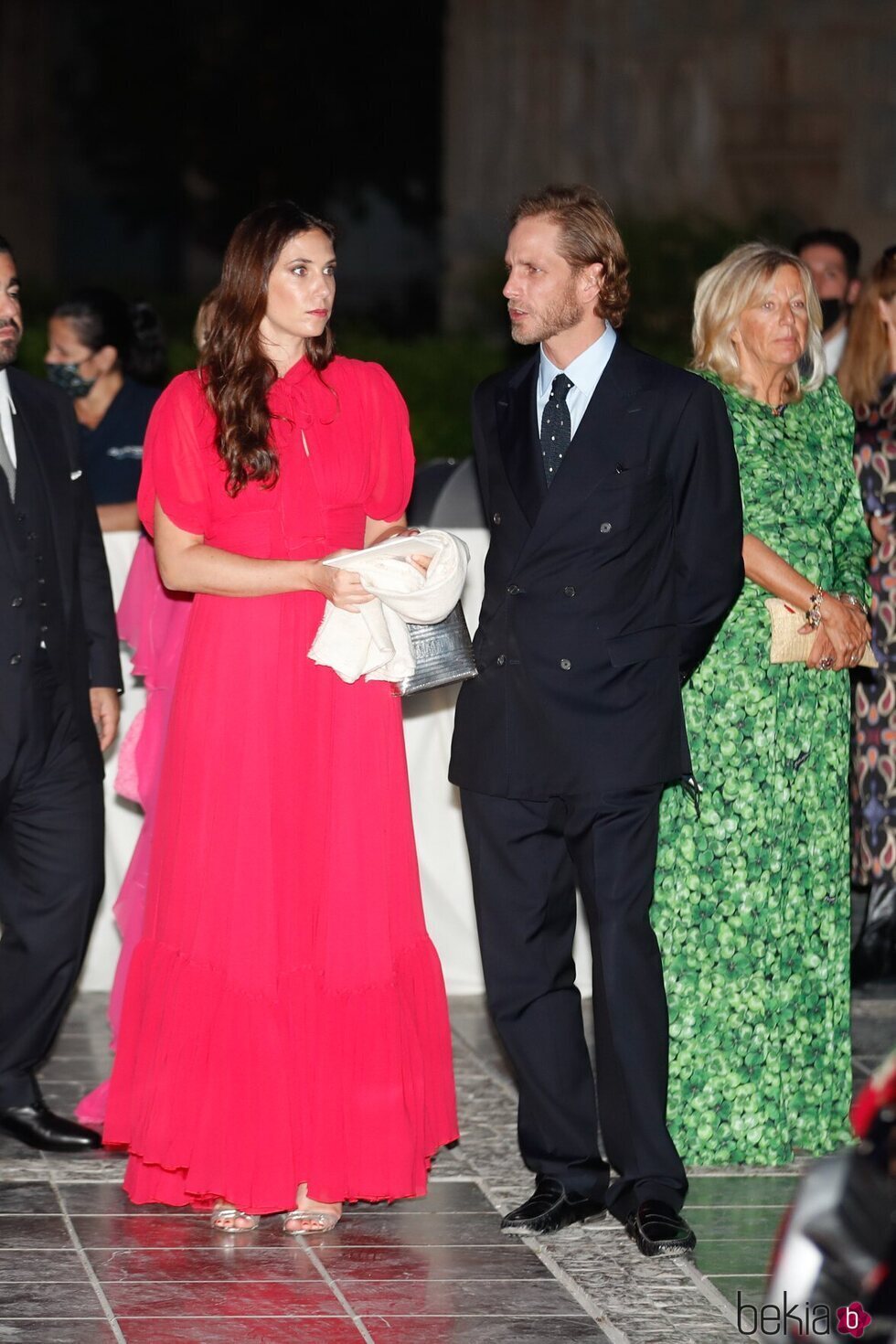 Andrea Casiraghi y Tatiana Santo Domingo y Chantal Hochuli en la boda de Felipe de Grecia y Nina Flohr