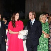 Andrea Casiraghi y Tatiana Santo Domingo y Chantal Hochuli en la boda de Felipe de Grecia y Nina Flohr