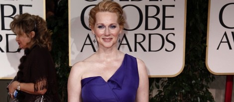 Laura Linney en la alfombra roja de los Globos de Oro 2012