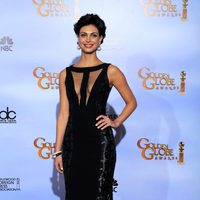 Morena Baccarin en la alfombra roja de los Globos de Oro 2012