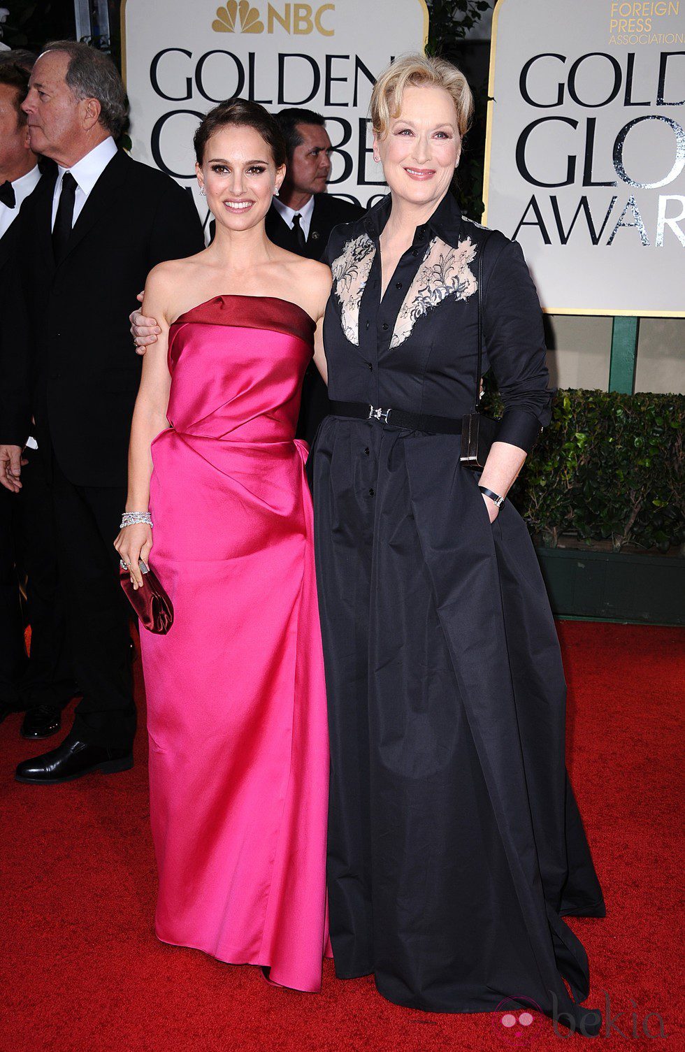 Natalie Portman y Meryl Streep en la alfombra roja de los Globos de Oro 2012