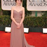 Tessa Farmiga en la alfombra roja de los Globos de Oro 2012