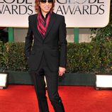 Yoshiki en la alfombra roja de los Globos de Oro 2012