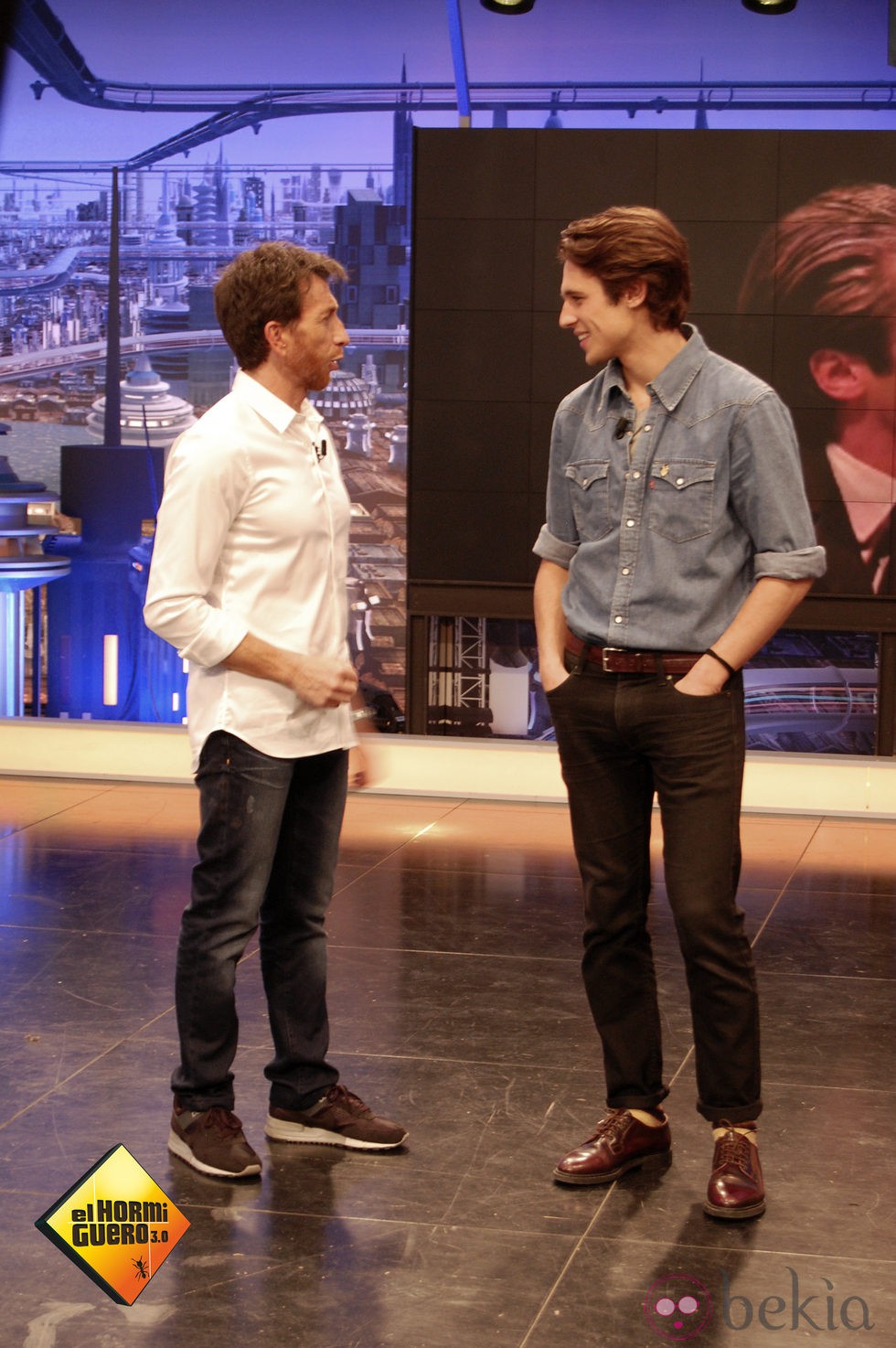 El actor Martín Rivas con el pelo largo en 'El Hormiguero'