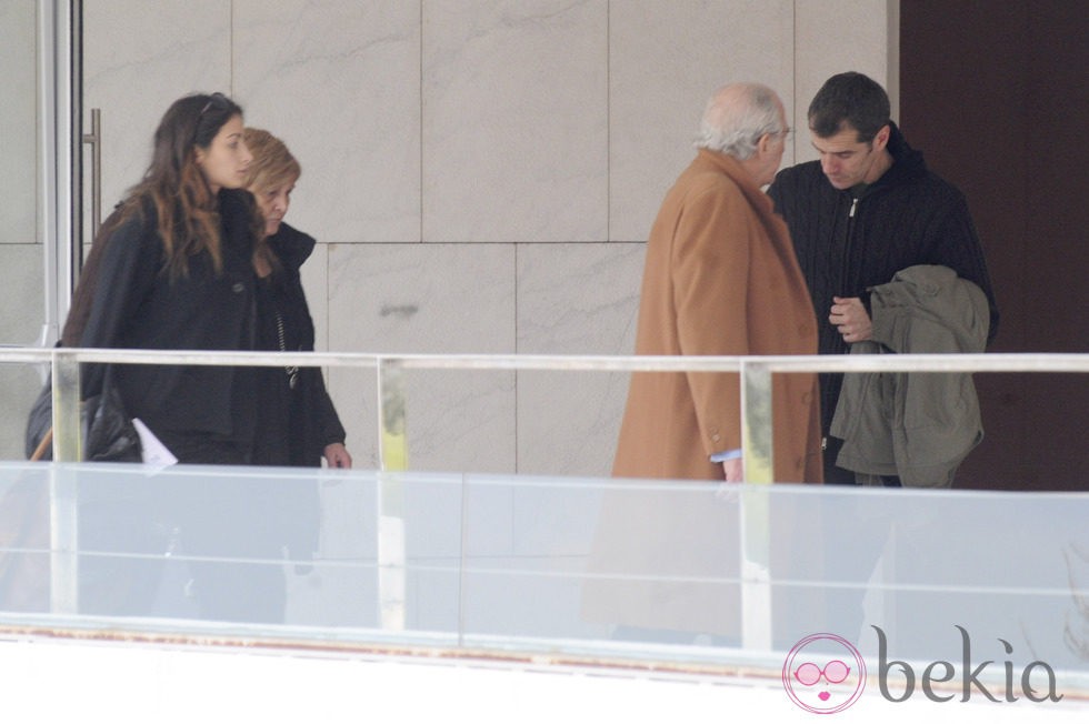 Toni Cantó en el funeral de su hija Carlota Cantó Cobo