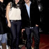 Giselle Calderón y Javier Hernández en el estreno de 'Promoción Fantasma'