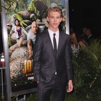 Austin Butler en el estreno de 'Viaje al centro de la tierra 2' en Los Ángeles