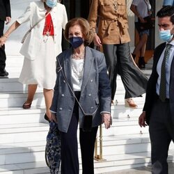 La Reina Sofía, la Infanta Elena y Tatiana Radziwill en el almuerzo posterior a la boda de Felipe de Grecia y Nina Flohr