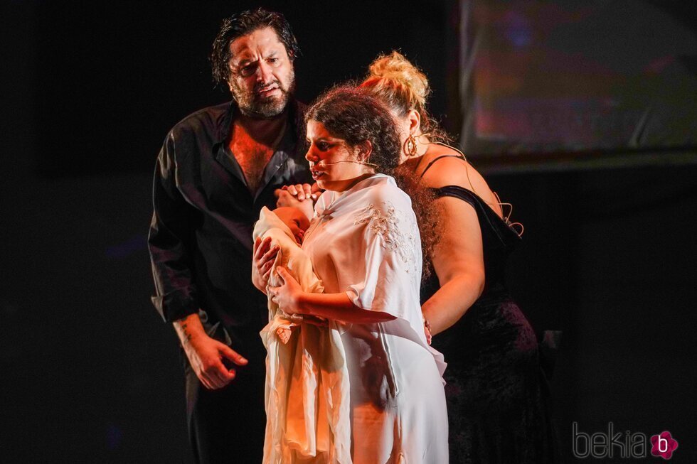 Carla Vigo estrenándose en la obra de teatro 'Yerma'