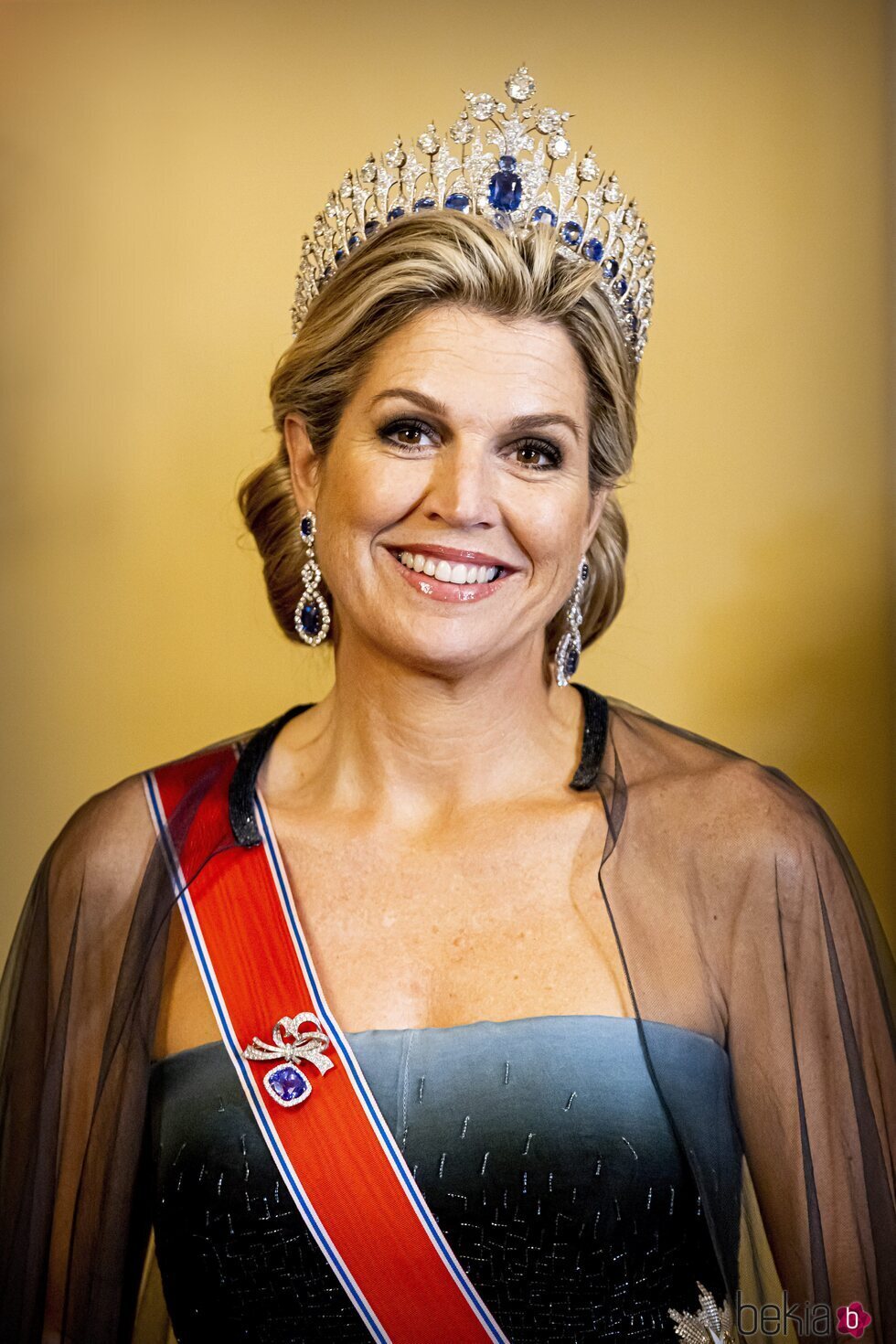 Máxima de Holanda con la tiara de Zafiros en la cena de gala por la Visita de Estado de los Reyes de Holanda a Noruega