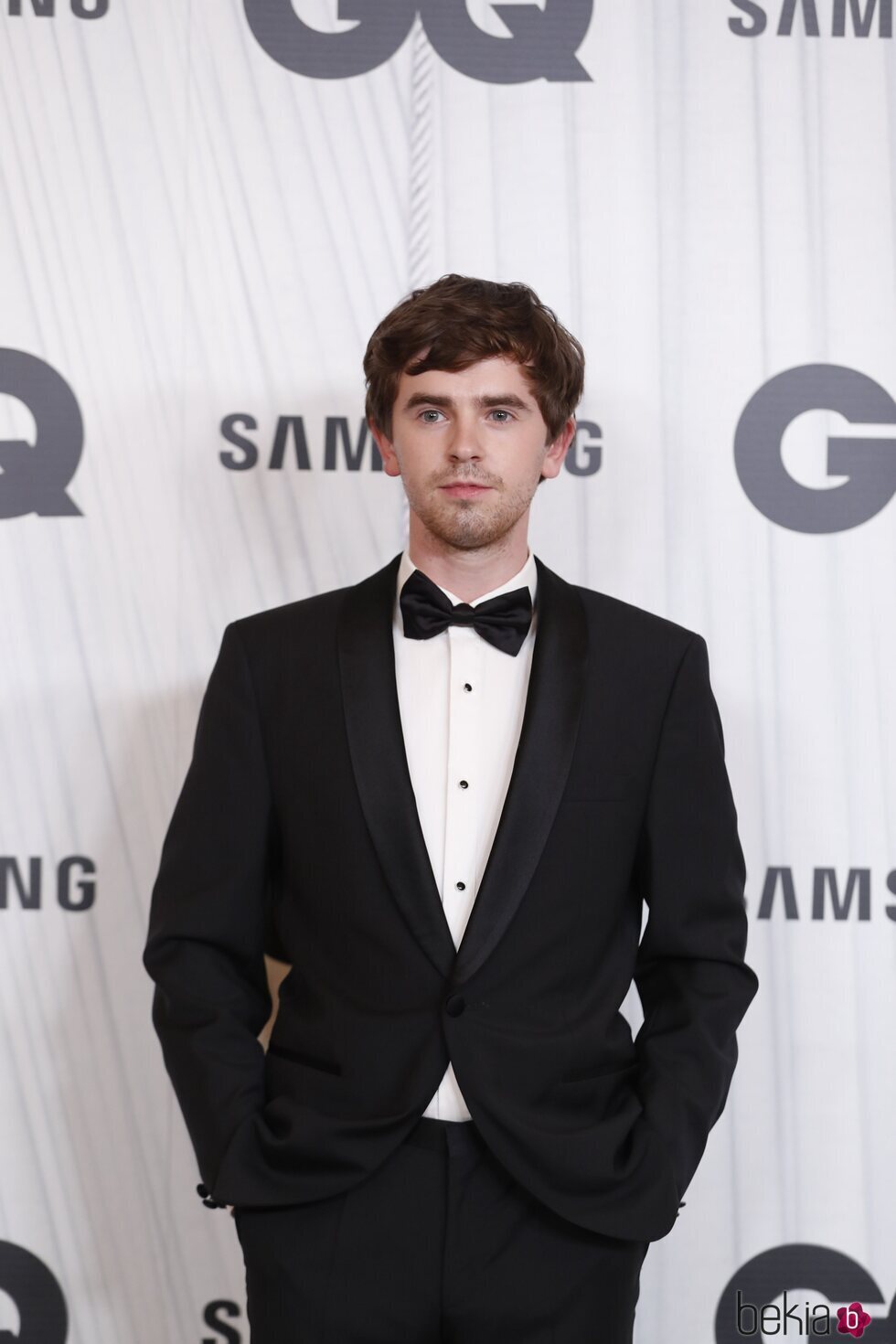 Freddie Highmore en los Premios GQ Hombre del Año 2021