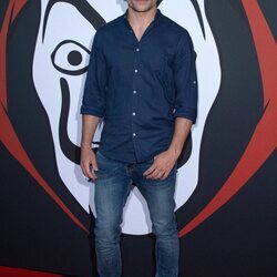 Jaime Lorente en el estreno de 'La Casa de Papel' en París