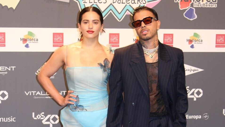 Rosalía y Rauw Alejandro en Los 40 Music Awards 2021 Illes Balears