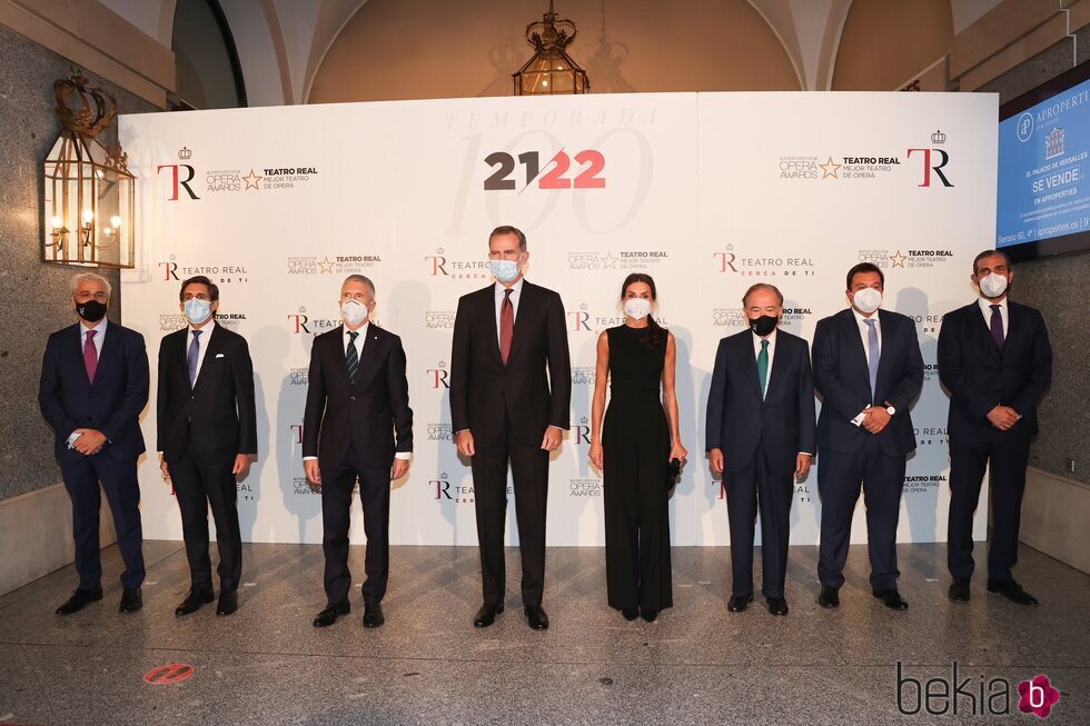 Los Reyes Felipe y Letizia presiden en el Teatro Real el estreno de la ópera 'Parténope'