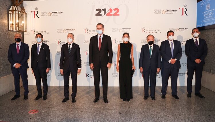 Los Reyes Felipe y Letizia presiden en el Teatro Real el estreno de la ópera 'Parténope'