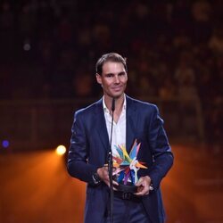 Rafa Nadal con su premio de honor en Los 40 Music Awards 2021 Illes Balears