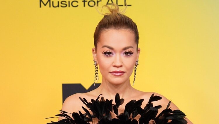 Rita Ora en los MTV EMAS 2021