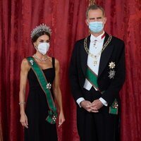 Los Reyes Felipe y Letizia en la cena de gala al Presidente de Italia y su hija por su Visita de Estado a España