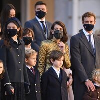 Tatiana Santo Domingo, Sacha Casiraghi, Carlota Casiraghi, Raphaël Elmaleh y Pierre Casiraghi en el Día Nacional de Mónaco 2021