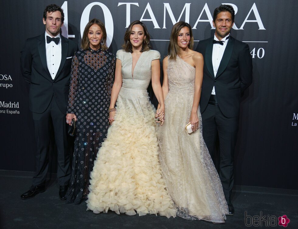 Íñigo Onieva, Isabel Preysler, Tamara Falcó, Ana Boyer y Fernando Verdasco en el 40 cumpleaños de Tamara Falcó