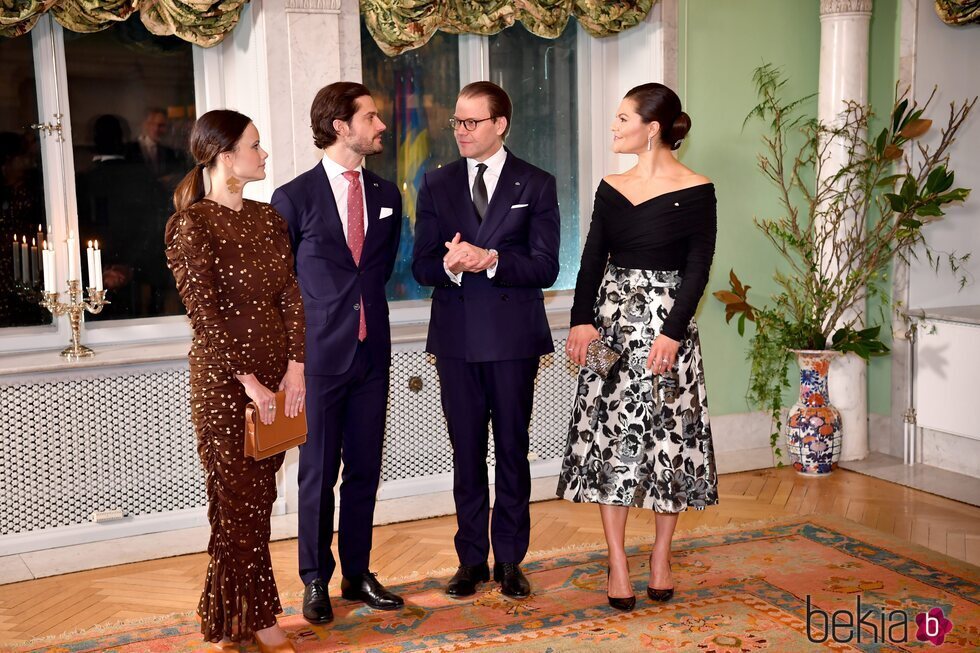 Victoria y Daniel de Suecia con Carlos Felipe y Sofia de Suecia en la última recepción por la Visita de Estado de los Reyes de España a Suecia