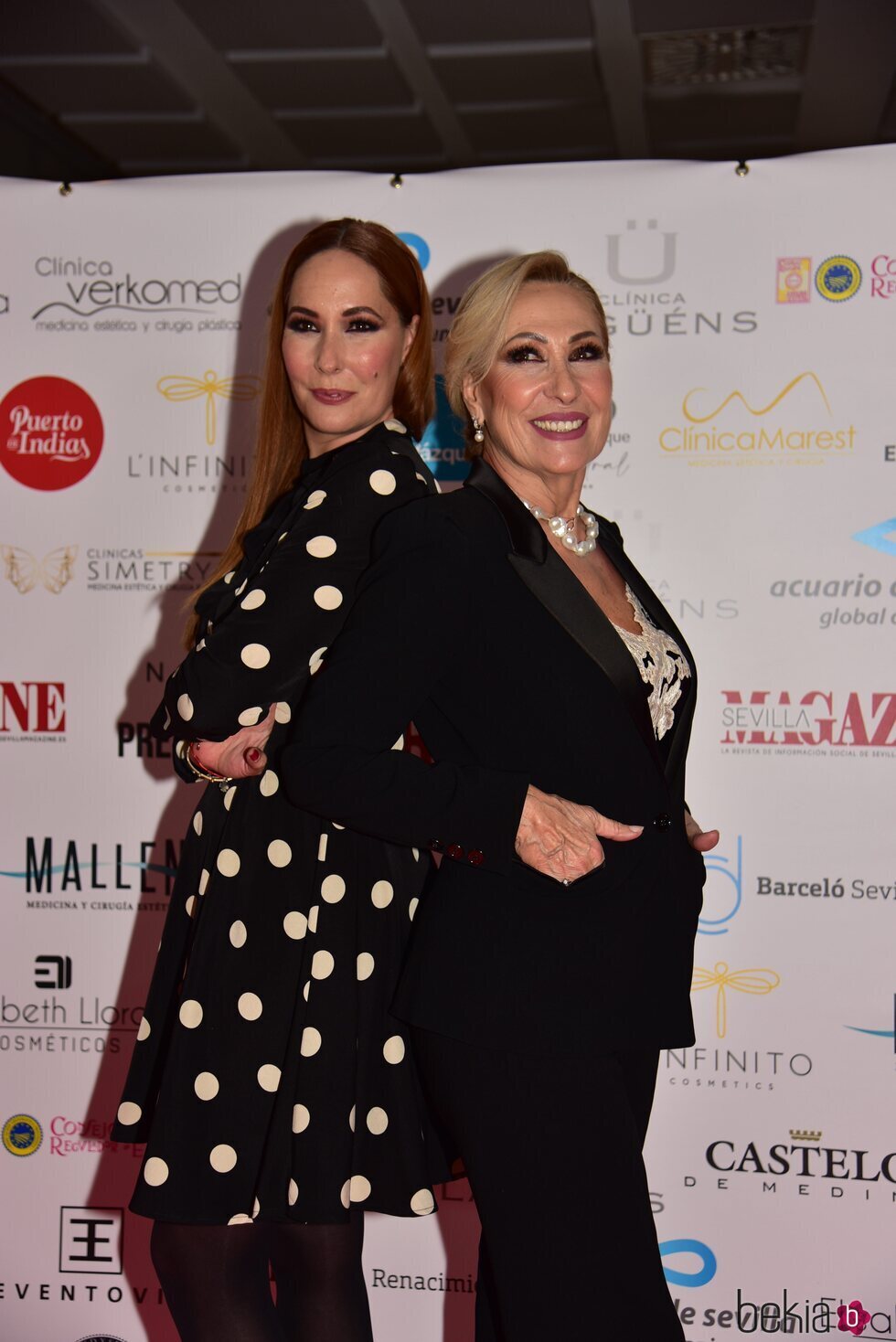 Rosa Benito y Rosario Mohedano posan divertidas en los Premios Favoritos 2021