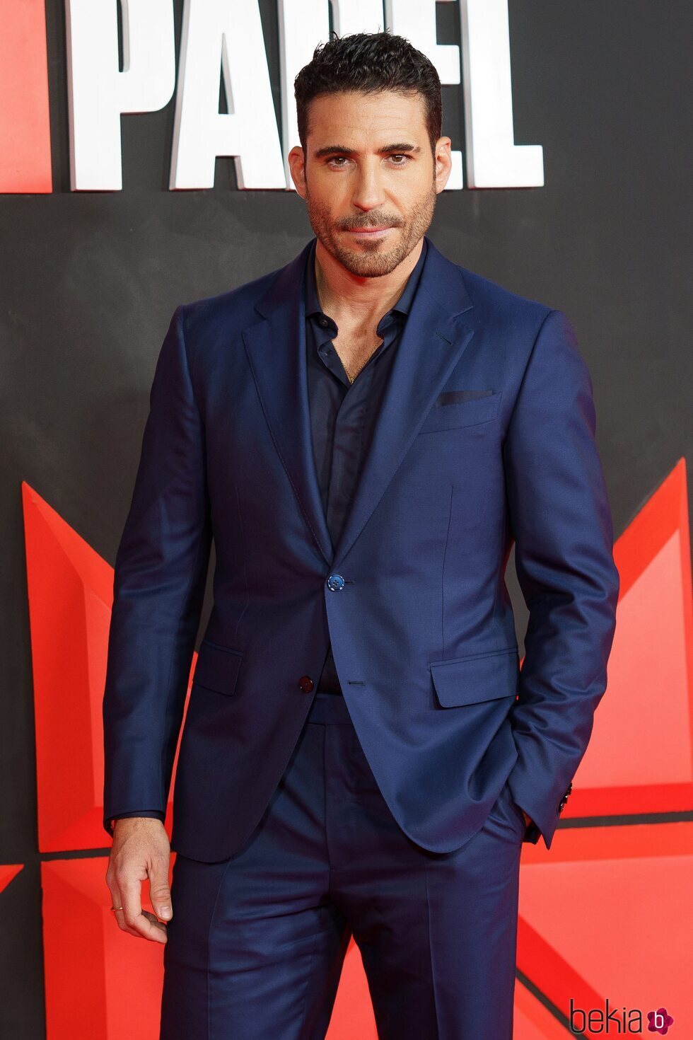 Miguel Ángel Silvestre en la premier del final definitivo de 'La casa de papel'