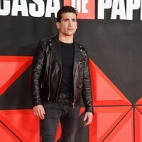 Jaime Lorente en la premier del final definitivo de 'La casa de papel'